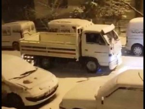Ankara’da Etkili Olan Kar Yağışı Trafikte Zor Anlar Yaşattı