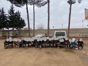 Sınırda 37 Göçmen Yakalandı
