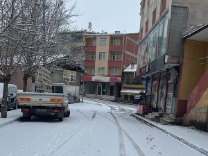 Giresun’un Yüksek Kesimlerinde Kar Yağışı Etkili Oldu