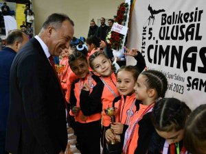 Balıkesir’de Artistik Cimnastik Şampiyonası Sona Erdi