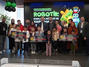 Geleceğin Yazılımcıları Başakşehir’de Yetişiyor