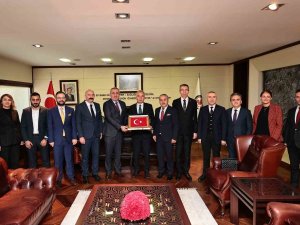 Denizli Büyükşehirde Sevindirici İş Sözleşmesi İmzalandı