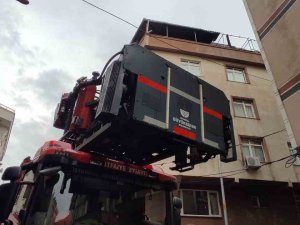 Zeytinburnu’nda Korkutan Yangın