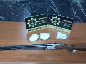 Sakarya’da Uyuşturucu Operasyonu: 4 Tutuklama