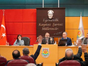 Tarsus’ta Oto Galericiler Sitesinin Taşınması Meclis Üyelerince Reddedildi