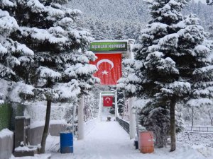 Kastamonu’da Kar, Kartpostallık Görüntüler Oluşturdu