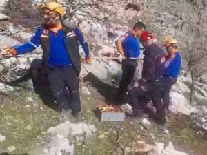 500 Metrelik Uçurumda Kurtarma Operasyonu