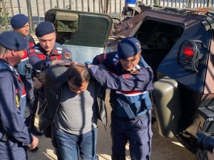 Antalya’da Zırhlı Araçla Adliyeye Getirilen Cinayet Zanlısı Tutuklandı