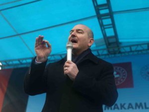 Bakan Soylu’dan Uyuşturucu İle Mücadele Açıklaması: “Yine Diyorum, Okulların Önünde Uyuşturucu Satıcısı Varsa Ayağını Kırın”
