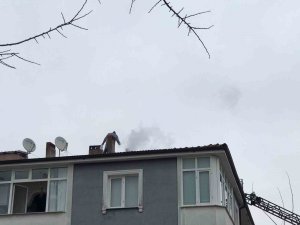 Baca Yangını 3 Dairede Maddi Hasar Oluşturdu