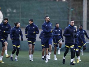 Fenerbahçe, Konyaspor Maçı Hazırlıklarına Başladı