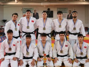 Kağıtspor’dan Bir Yılda 404 Madalya