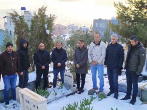 Şırnaklı Gazeteci Davut Çimen Mezarı Başında Anıldı