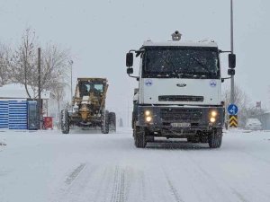 Elazığ’da Kar Mesaisi