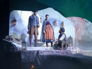 Nkt “Dünyanın Bütün İ̇simleri” İle Alkışları Topladı