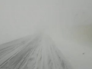 Palandöken Geçidinde Sis Ve Fırtına Etkili Oluyor