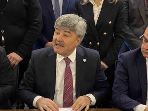 İ̇yi̇ Partili Ergun: "Belediye Başkanımız Ünal Çetin’in Yanındayız"