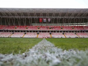 Sivasspor - Beşiktaş Maçı Öncesi Zeminin Son Durumu