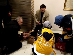 Muhtar, Oy Kullanırken Beyin Kanaması Geçirdi