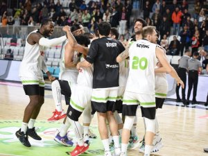 Türkiye Basketbol Süper Ligi: Manisa Büyükşehir Belediyespor: 82 - Tofaş: 76