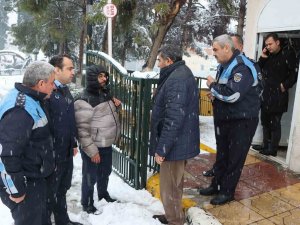 Sokakta Kalan Vatandaşlara Sıcak Yuva