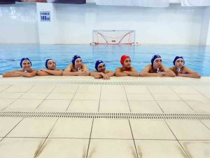 Kepez’in Su Topu Takımı Yarı Finale Kaldı