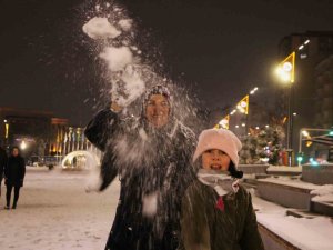 Elazığ’da Kar Kartpostallık Görüntüler Oluşturdu