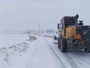 Mardin’de 218 Mahallenin Yolu Ulaşıma Kapandı