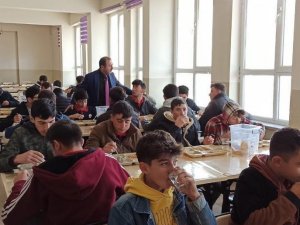 Çıldır’da Öğrencilere Yemek Hizmeti Verilecek