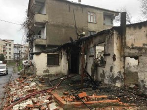 Bağcılar’da Gecekondu Yangını