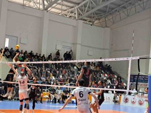 Efeler Ligi: Türşad: 1 - Cizre Belediyespor: 3