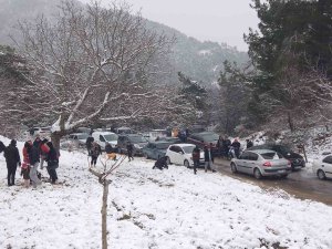 Aydın’a Kar Gelmeyince Vatandaşlar Kara Gitti