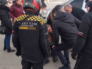 Eskişehir’de Otomobilin Çarptığı Kadın Yaralandı