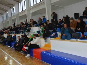 Süper Lig’de Mücadele Eden Alaplı Alges 3-0 Kazandı