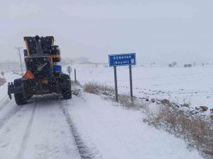 Mardin’de 157 Kırsal Mahallenin Yolu Ulaşıma Kapandı