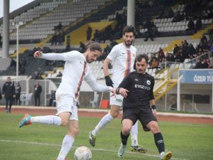 Kuşadasıspor’da İstifa Sesleri Yükseldi