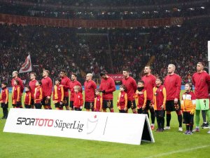 Galatasaray’da 2 Değişiklik
