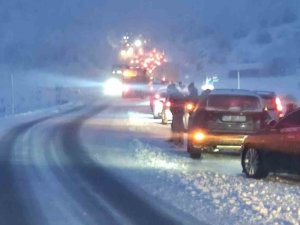 Konya-antalya Karayolu Ulaşıma Kapatıldı