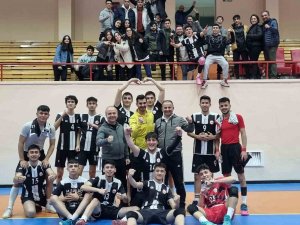 Erkekler 2. Lig 4. Grup: Pınarbaşı Belediyespor: 0- Hürriyet Mtal:3