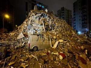AFAD: 76 kişi hayatını kaybetti, 440 kişi yaralandı