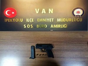 Van’da Değişik Suçlardan 26 Kişi Tutuklandı