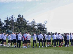 Deplasman Fobisi Trabzonspor’u Şampiyonluk Yarışından Uzaklaştırdı.