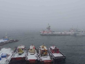 Çanakkale Boğazı Çift Yönlü Gemi Geçişlerine Kapatıldı