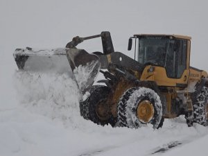 Muş’ta 347 Köy Yolu Ulaşıma Kapandı
