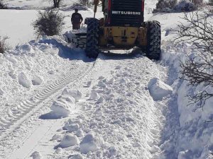 Büyükşehir, 110 Mahalle Yolunu Ulaşıma Açtı