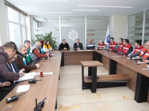 Erü’de ‘Afet Ekibi Toplantısı’ Gerçekleştirildi