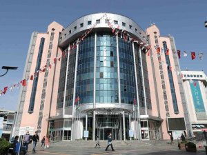 İ̇zmit Belediyesi’nden Deprem Bölgesine Yardım Kampanyası