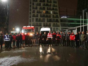 Kartal Belediyesi Arama Kurtarma Ekipleri Deprem Çalışmalarına Katılmak Üzere Yola Çıktı