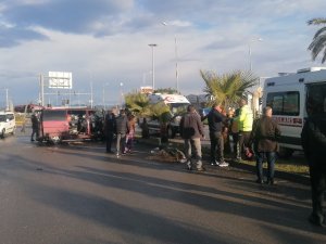 Manavgat’ta İtfaiye Aracı Minibüsle Çarpıştı: 1 Ölü, 3 Yaralı