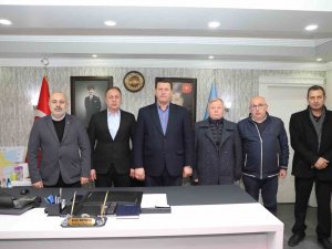 Akyazı Belediyesi’nden Depremzedeler İçin Yardım Kampanyası